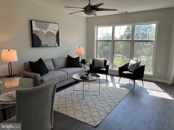 5573 Seminary Rd #305, FALLS CHURCH, VA 22041