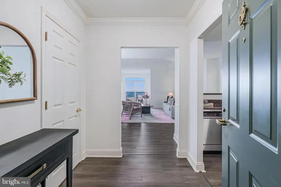 11776 Stratford House Pl #1204, Reston, VA 20190 - #2