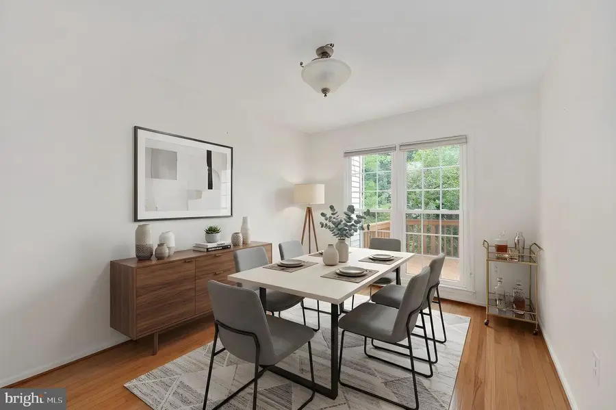 5828 Apsley House Ct, Alexandria, VA 22310 - #3