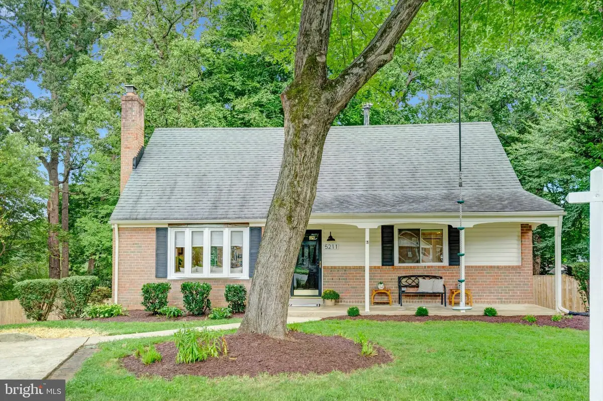5211 Ellington Ct, Fairfax, VA 22032 - #1