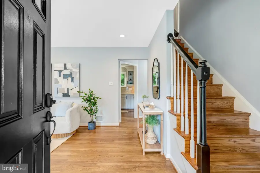 5211 Ellington Ct, Fairfax, VA 22032 - #3