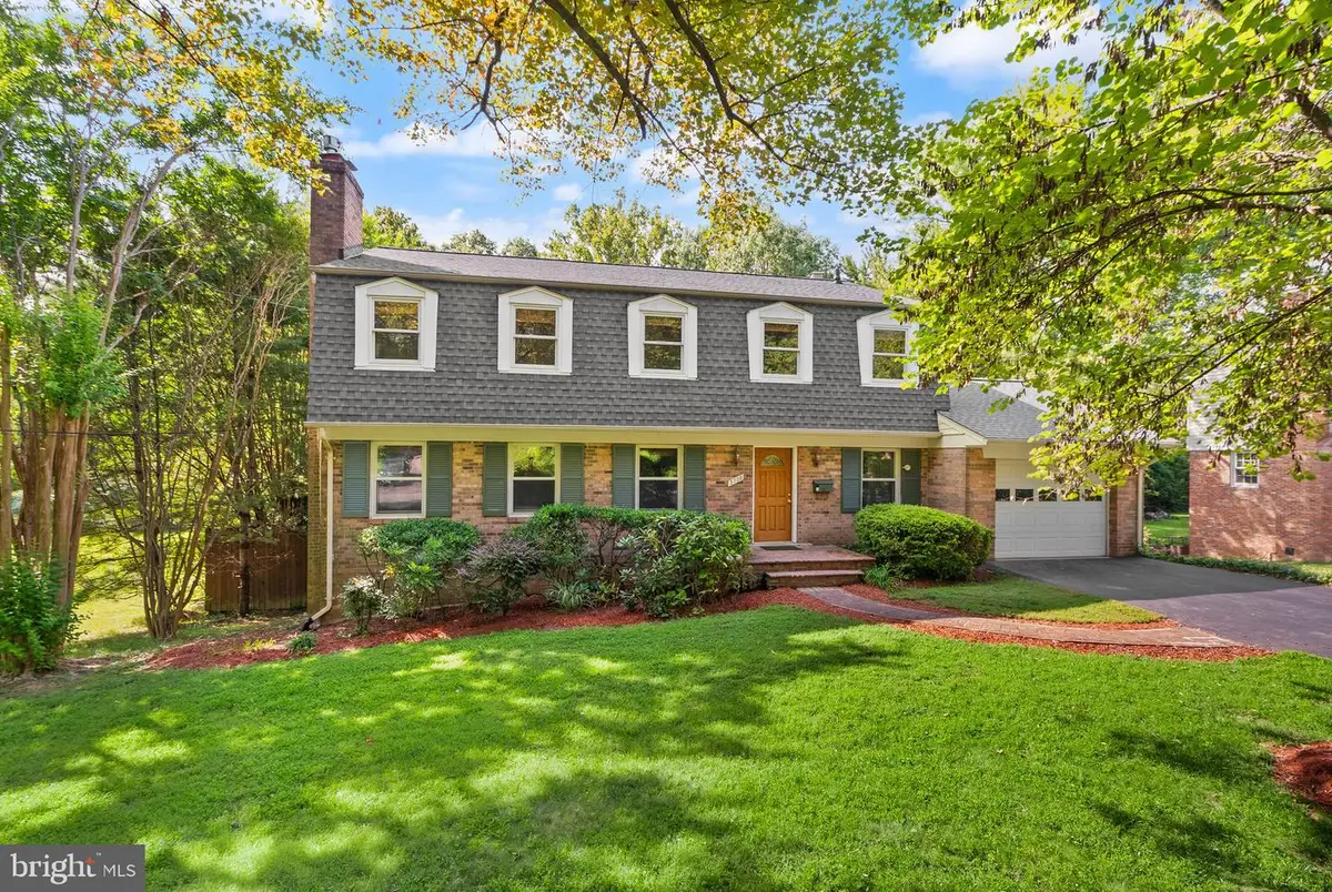 3728 Prince William Dr, Fairfax, VA 22031 - #1