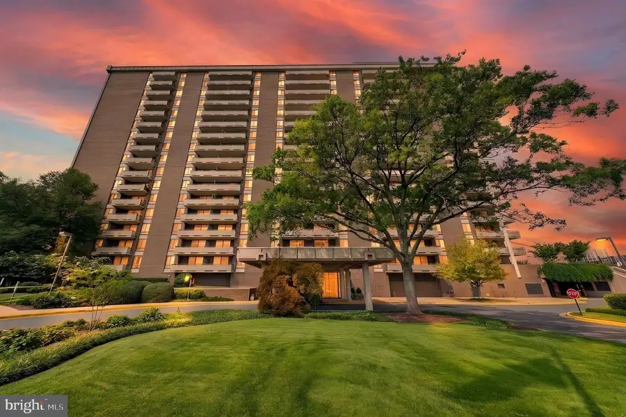 1800 Old Meadow Rd #1204, McLean, VA 22102 - #3