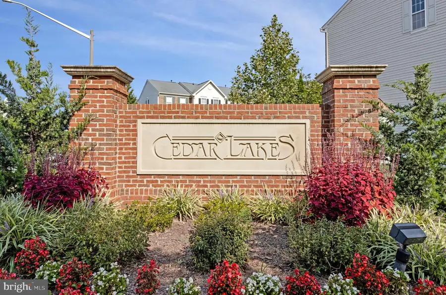 4200 Mozart Brigade Ln #w, Fairfax, VA 22033 - #2