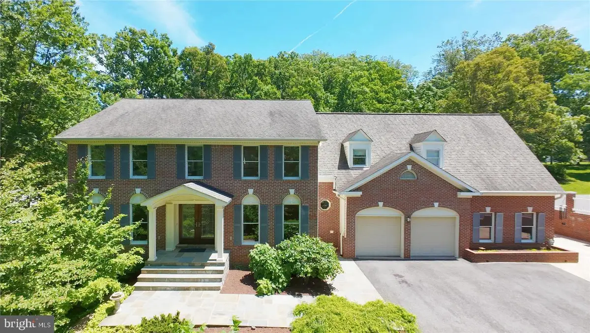 3415 Miller Heights Rd, Oakton, VA 22124 - #1