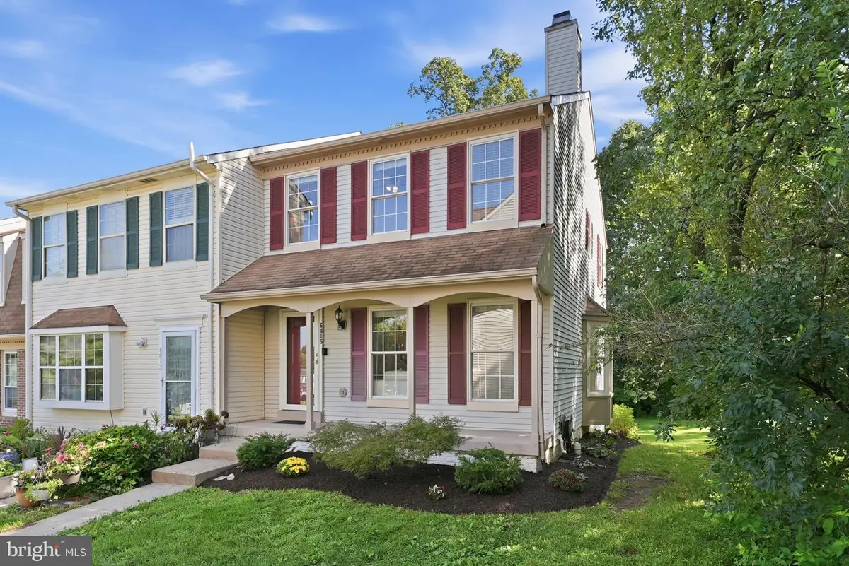 6815 Malton Ct, Centreville, VA 20121 - #1
