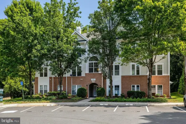 1511 N Point Dr #201, RESTON, VA 20194