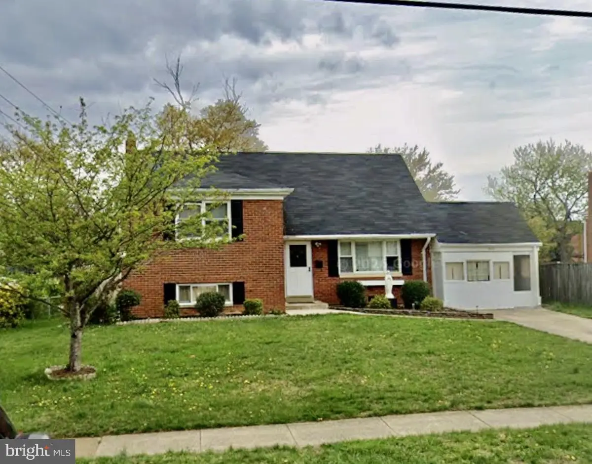 5818 Channing Rd, Springfield, VA 22150 - #1