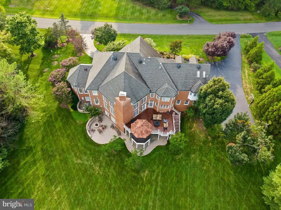 5452 Chandley Farm Cir, Centreville, VA 20120 - #2