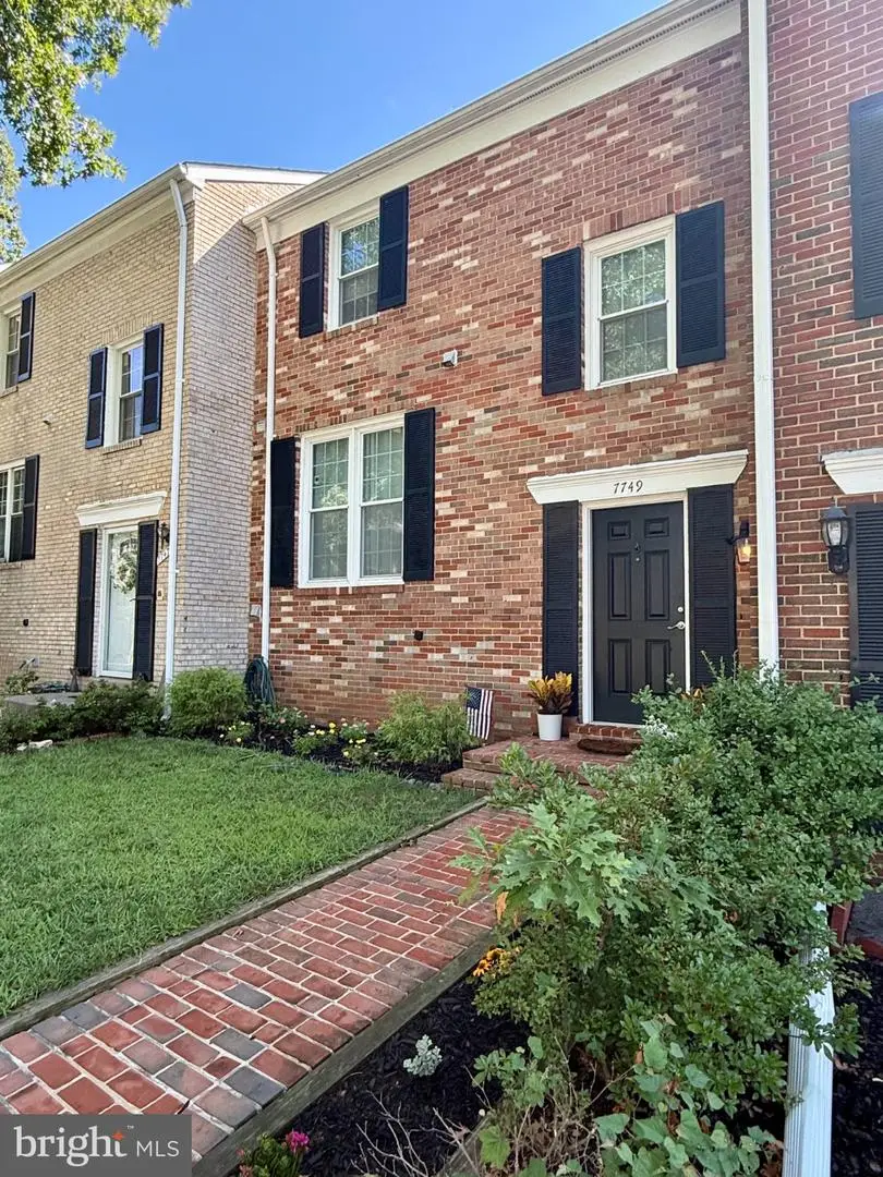 7749 Durer Ct, Springfield, VA 22153 - #1