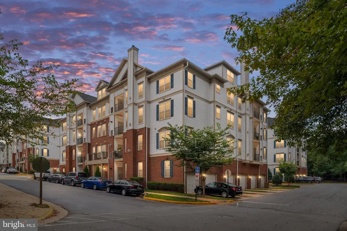 11635 Cavalier Landing Ct #405, Fairfax, VA 22030 - #1