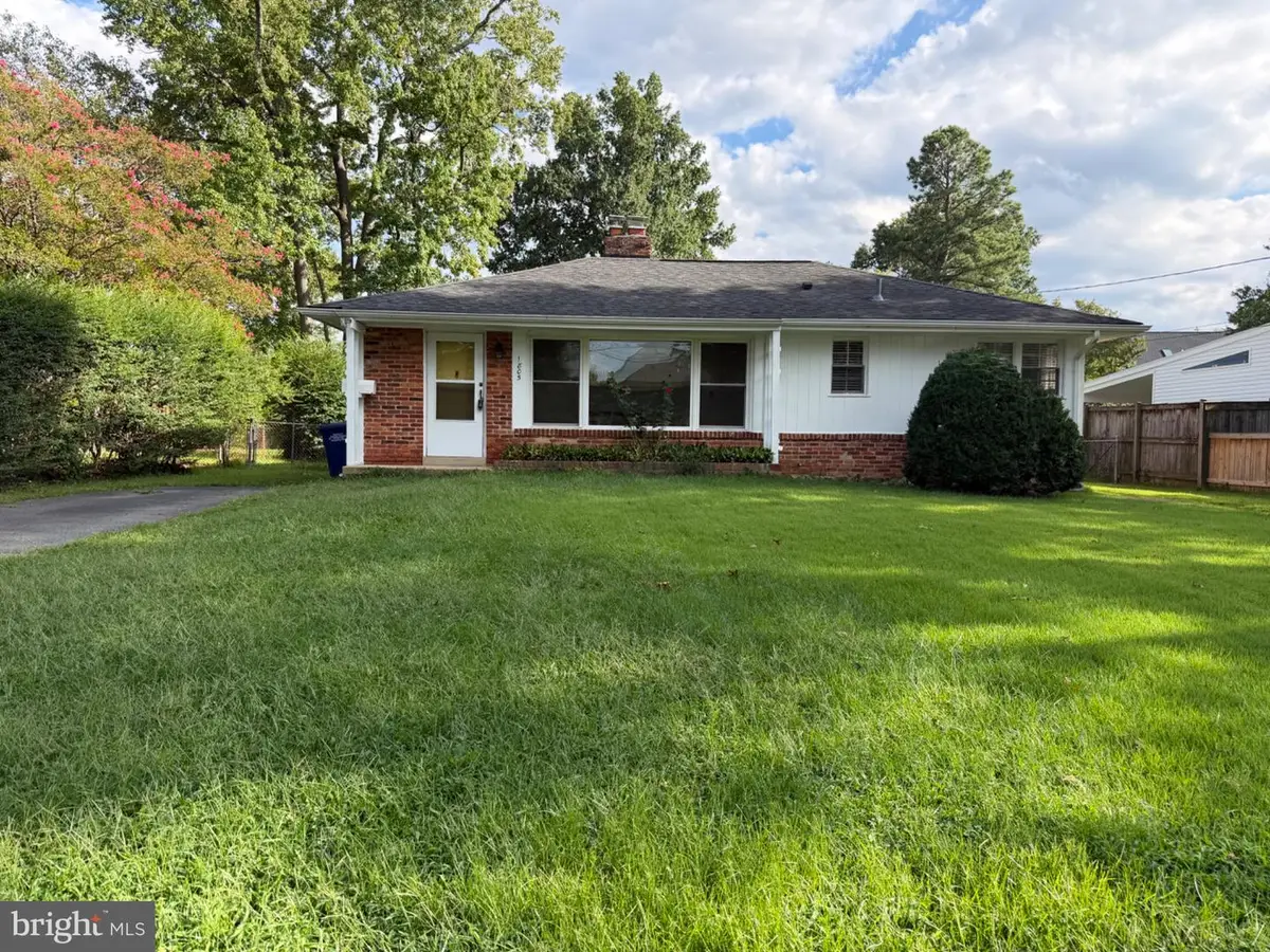 1805 Stratford Dr, Alexandria, VA 22308 - #1
