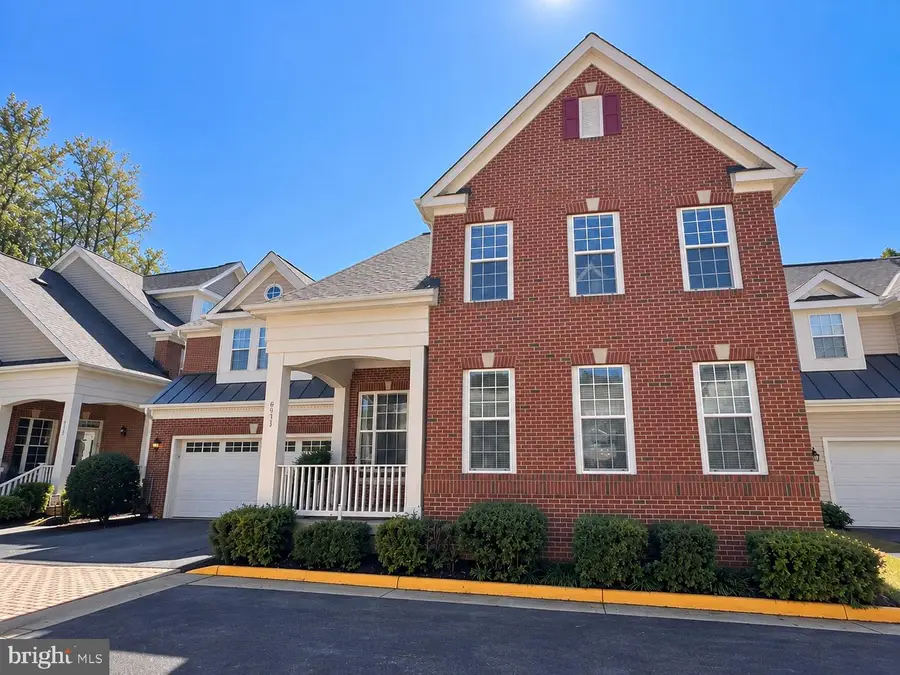 6933 Cove Inlet Ct, Fort Belvoir, VA 22060 - #2