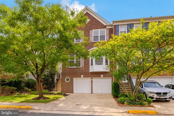 9331 Branch Side Ln, FAIRFAX, VA 22031