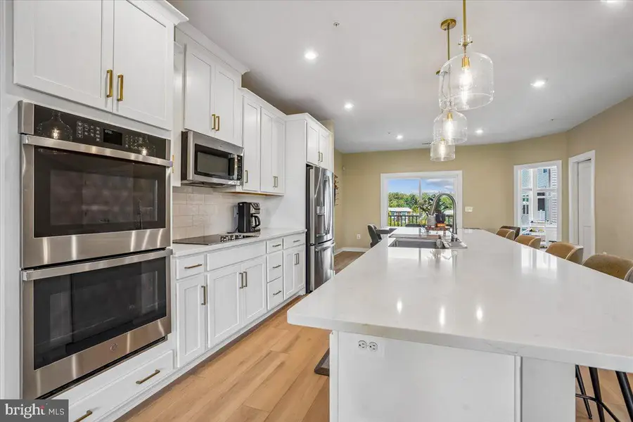 14244 Newbrook Dr, Chantilly, VA 20151 - #3