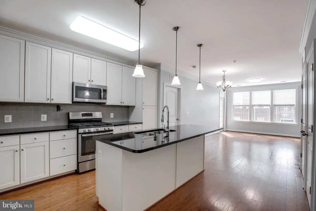 13723 Neil Armstrong Ave #305, Herndon, VA 20171 - #1
