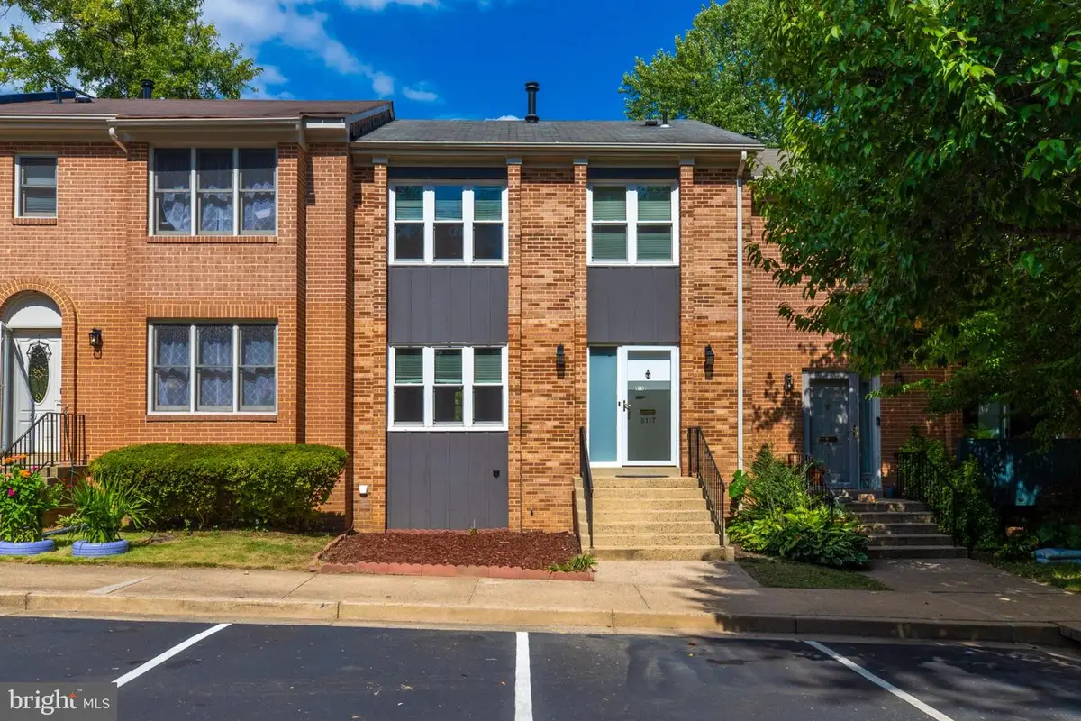 5117 Overlook Park, Annandale, VA 22003 - #1