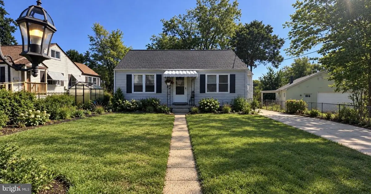 3048 Westfall Pl, Falls Church, VA 22042 - #1