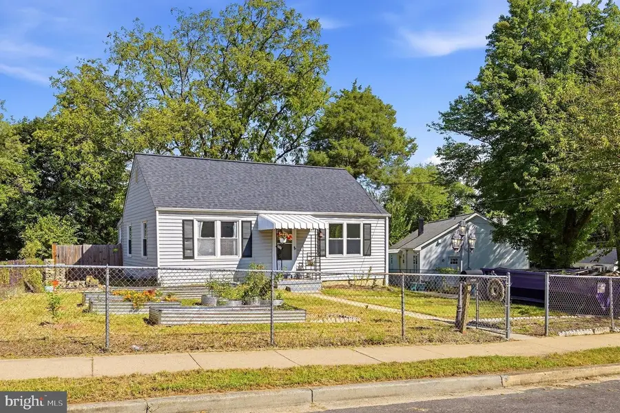 3048 Westfall Pl, Falls Church, VA 22042 - #2