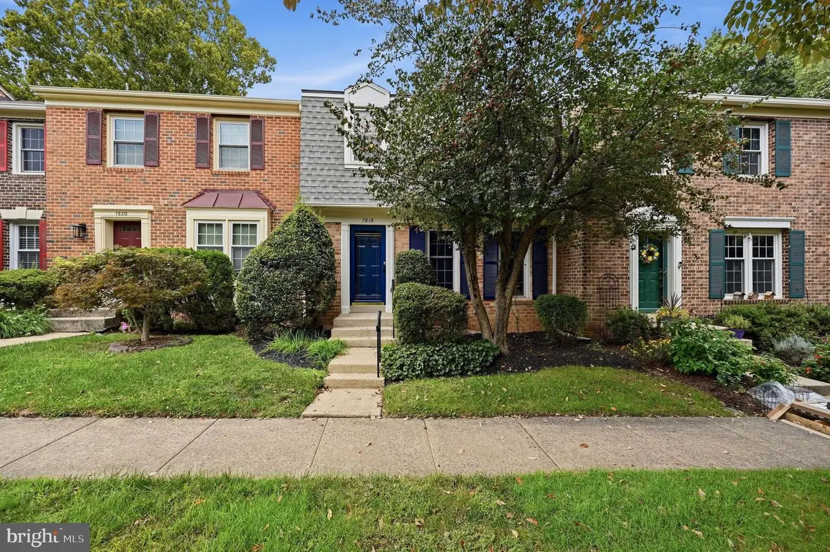 7818 Byrds Nest Pass, Annandale, VA 22003 - #1