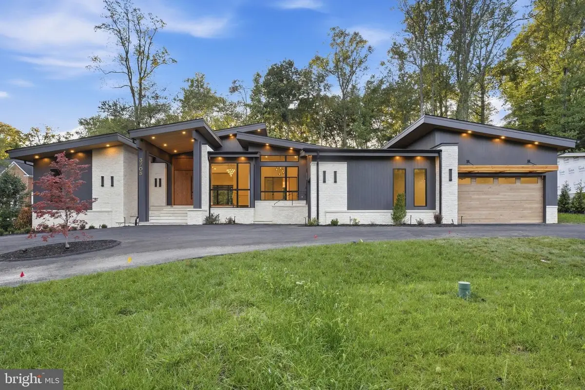 3708 Prosperity Ave, Fairfax, VA 22031 - #1