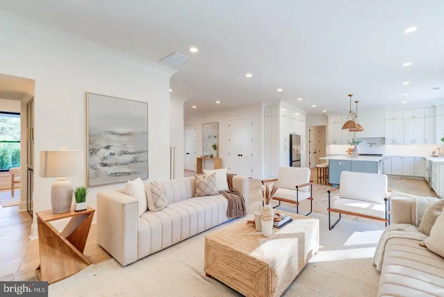 7102 Alger Rd, Falls Church, VA 22042 - #3