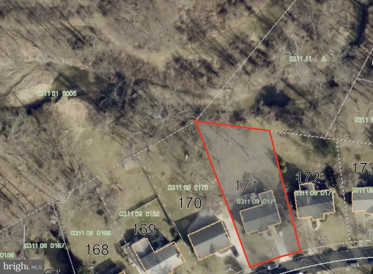 6220 Hardy Dr, McLean, VA 22101 - #1