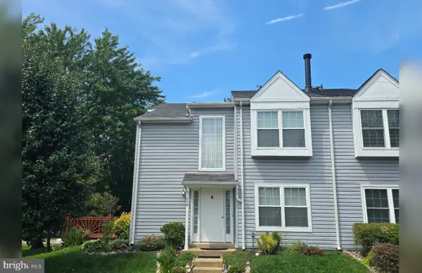 6100 Hoskins Hollow Cir, CENTREVILLE, VA 20121