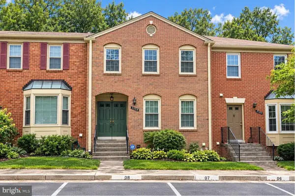 3106 Borge St, OAKTON, VA 22124