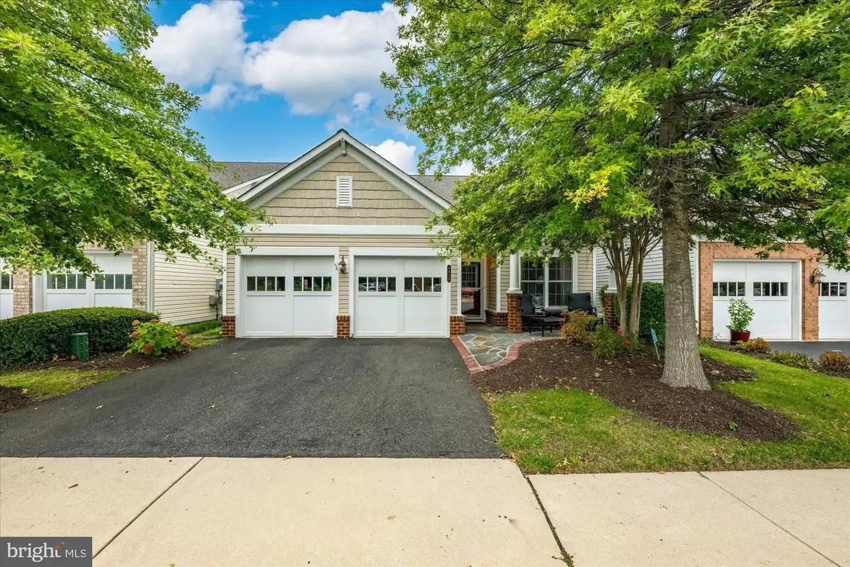 8930 Pink Carnation Ct, Lorton, VA 22079 - #1