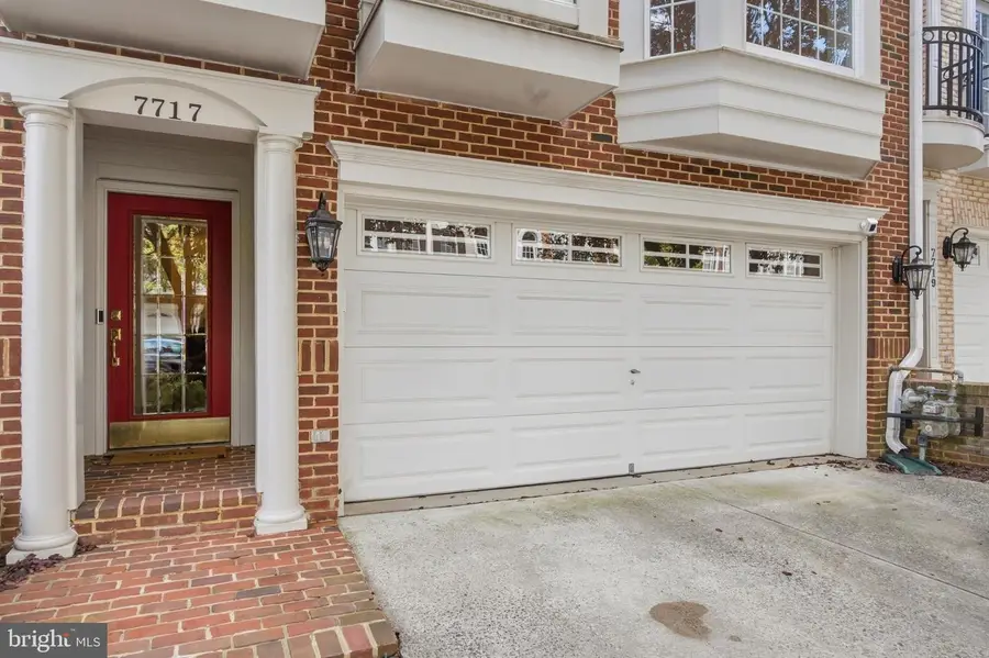 7717 Spoleto Ln, McLean, VA 22102 - #3