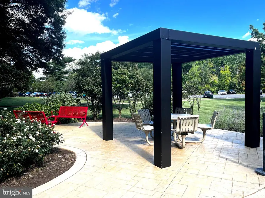 6621 Wakefield Dr #419, Alexandria, VA 22307 - #3