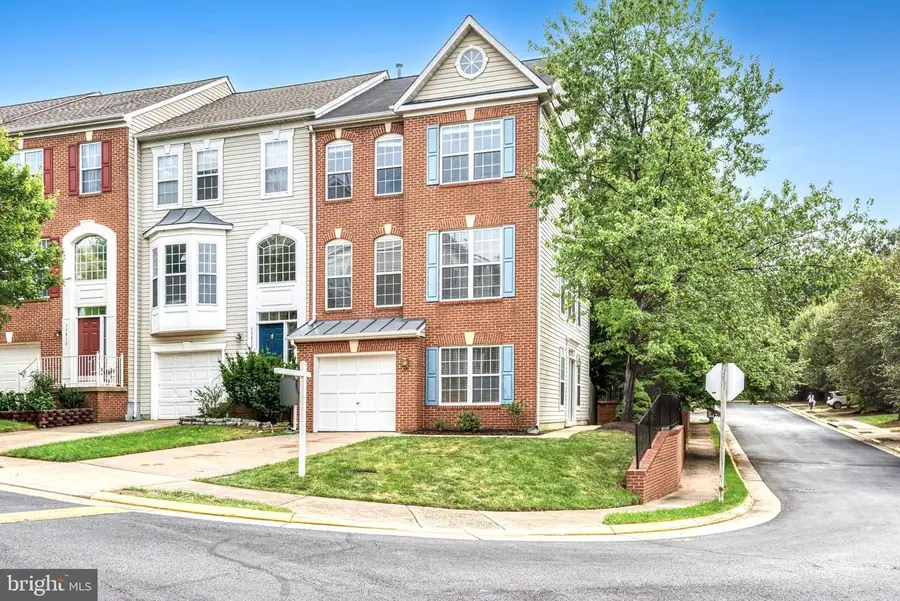 11417 Abner Ave, Fairfax, VA 22030 - #2