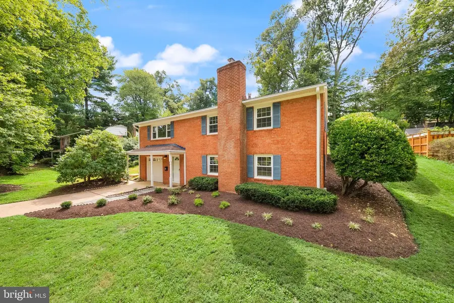 4426 Rockcrest Dr, Fairfax, VA 22032 - #2