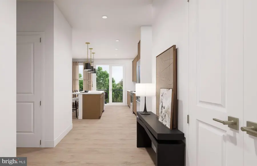 9475 Sprague Ave #313, Fairfax, VA 22031 - #2