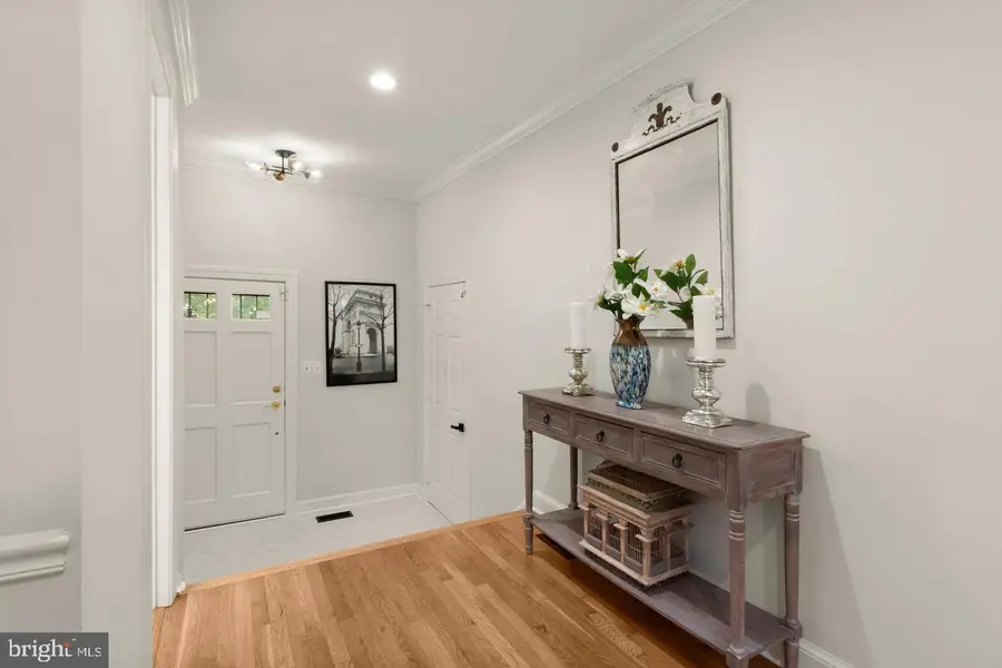 6312 Chaucer View Cir, Alexandria, VA 22304 - #3