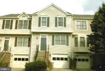 14720 Grobie Pond Ln, Centreville, VA 20120 - #1