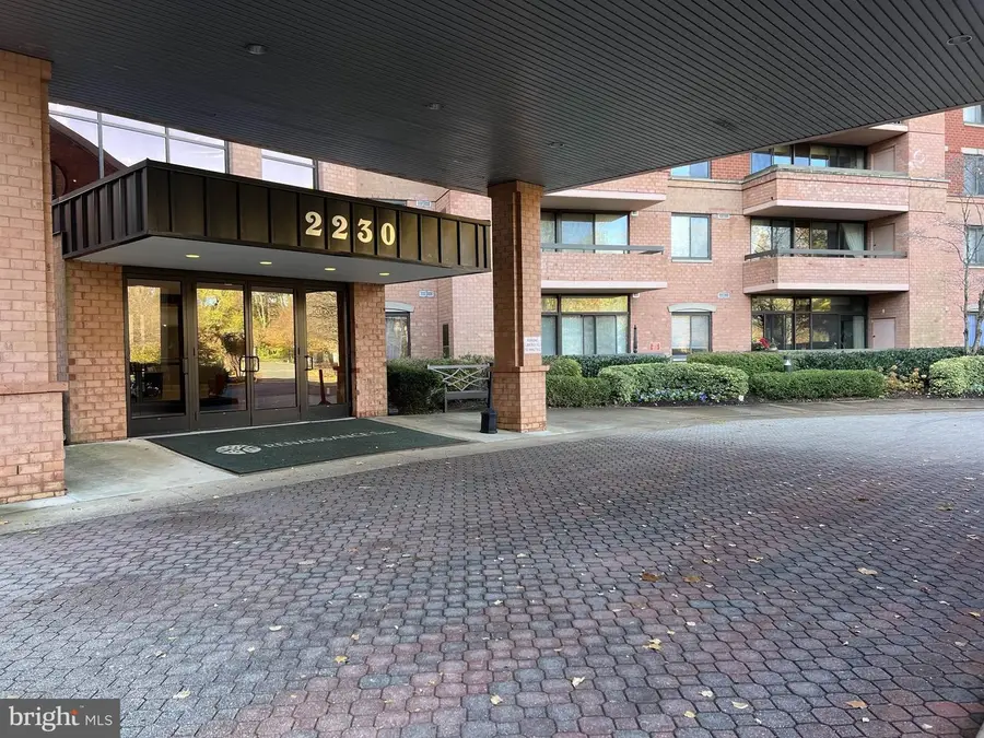 2230 George C Marshall Dr #1218, Falls Church, VA 22043 - #3