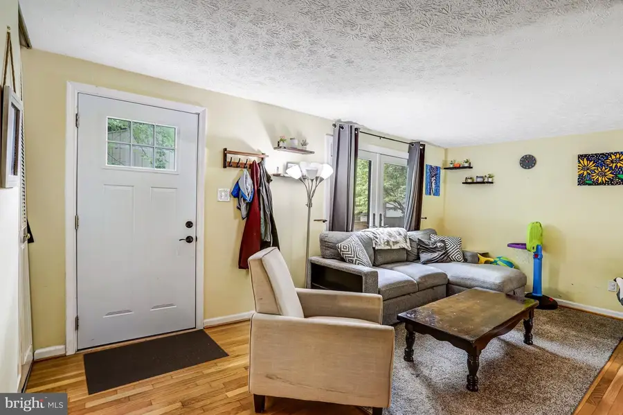 2263 Cocquina Dr, Reston, VA 20191 - #3