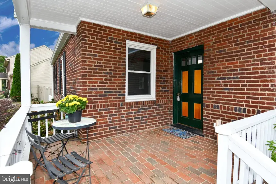 3321 Memorial St, Alexandria, VA 22306 - #2