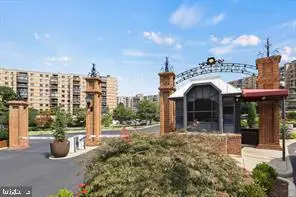8380 Greensboro Dr #625, McLean, VA 22102 - #1
