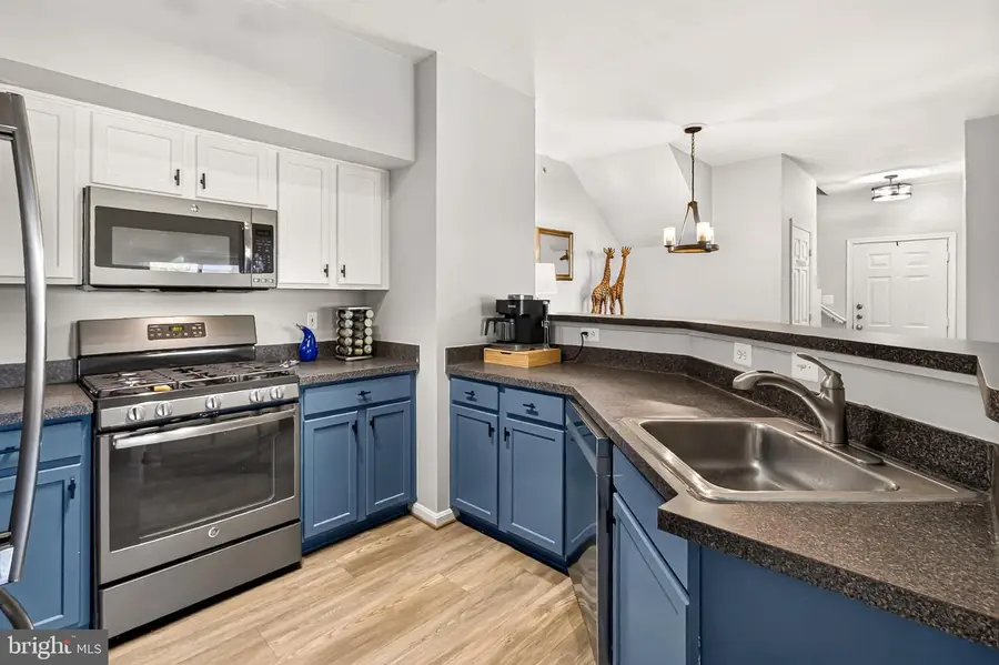 13363 Connor Dr #o, Centreville, VA 20120 - #2
