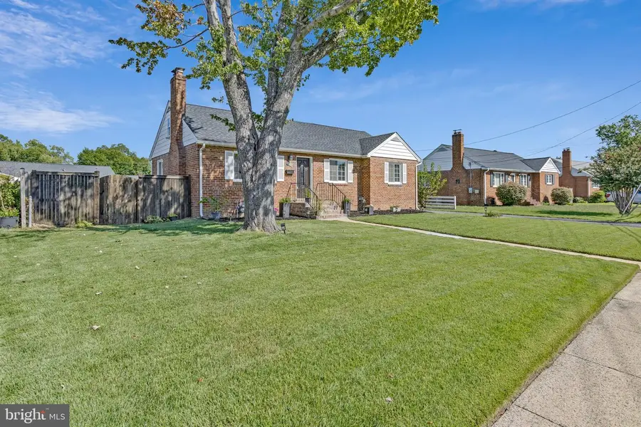 6009 Grayson St, Springfield, VA 22150 - #2