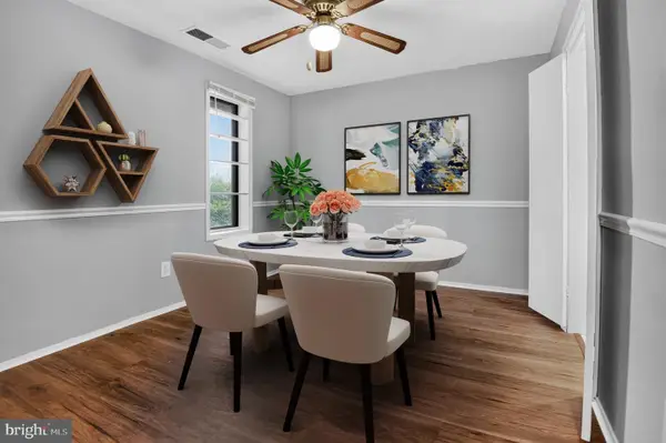 521 Florida Ave #204, HERNDON, VA 20170