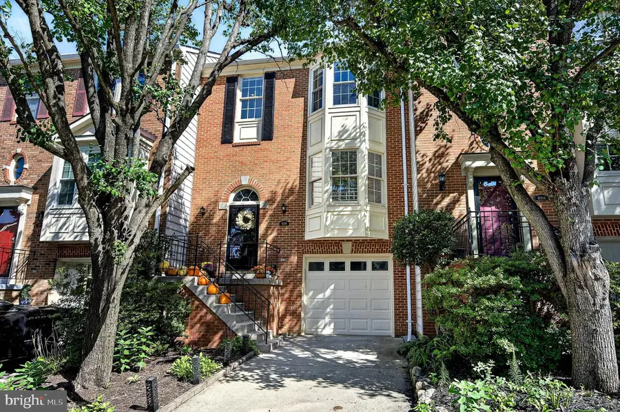 8006 Trevor Pl, Vienna, VA 22182 - #2