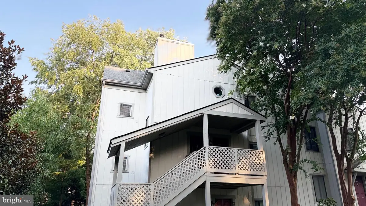 2318 Hunters Run Dr #2318, Reston, VA 20191 - #1