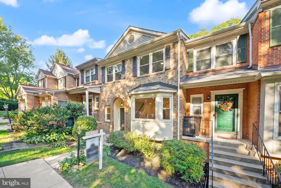 8005 Galla Knoll Cir, Springfield, VA 22153 - #2