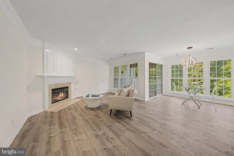 9254 Cardinal Forest Ln #302, Lorton, VA 22079 - #2