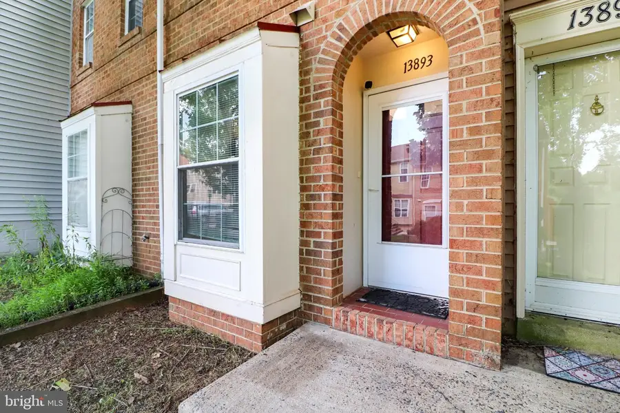 13893 Oyster Point Ct, Chantilly, VA 20151 - #3