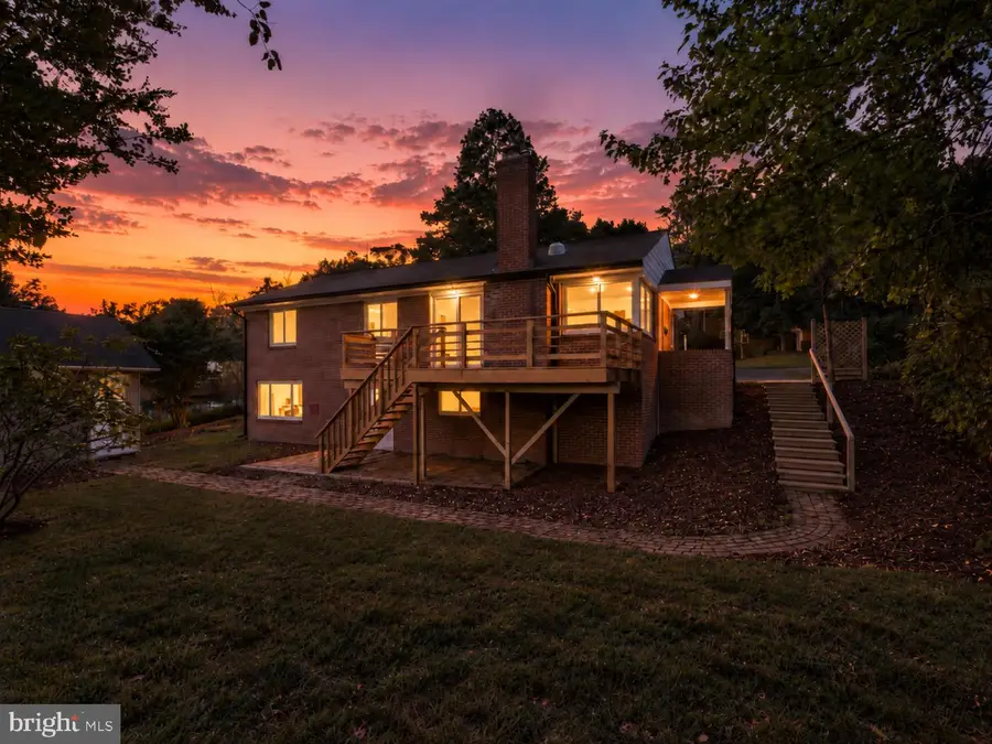 7028 Bradley Cir, Annandale, VA 22003 - #2